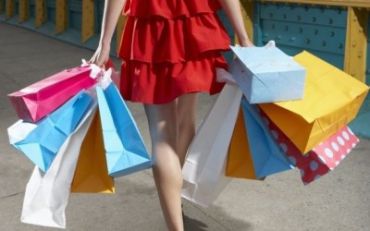 Turismo di shopping: dove andiamo e cosa compriamo?